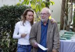 Amsterdam 1 maart 2026
Presentatie boek Lies Visschedijk bij de botanische tuin . Hans Dorrestijn reikte het eerste exemplaar uit . Hans Dorrestijn met zijn PA Daniela Titocci