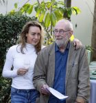 Amsterdam 1 maart 2026
Presentatie boek Lies Visschedijk bij de botanische tuin . Hans Dorrestijn reikte het eerste exemplaar uit . Hans Dorrestijn met zijn PA Daniela Titocci