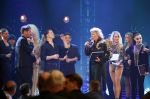 Amsterdam 27 maart 2026
Het laaste optreden van Hans Klok bij the Harbour Club . Joost Verhoeven ( directeur The Harbour Club ) geeft Hans nog een mooi Cadeau