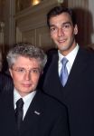 Amsterdam, 21 december 1999
Rita Reijs 75 jaar

Jacques D'Ancona met vriend

PETER SMULDERS BV