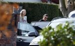 Volendam 20 maart 2026
Liza Smit helpt haar man Jan Smit met het inpakken van spullen in zijn auto . Na een huwelijk van 14 jaar hebben ze besloten te gaan scheiden . Liza blijft met de kinderen in hun huis wonen terwijl Jan in een huurhuis in Broek en Waterland gaat wonen.