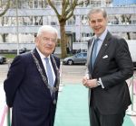Den Haag 31 maart 2026
Koningin MÃ¡xima is aanwezig bij de viering van het 70-jarig jubileum van Oxfam Novib. De internationale humanitaire organisatie kijkt tijdens de viering vooruit naar de grote, wereldwijde uitdagingen van deze tijd. Koningin MÃ¡xima opent tijdens de bijeenkomst het nieuwe kantoor. Jan v Zanen en Wouter Kolff  ontvangen Maxima