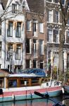 Amsterdam 5 maart 2026
Javier Guzman met zijn nieuwe vriendin lopend naar zijn huis in het centrum van Amsterdam.