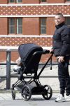 Amsterdam 30 maart 2026
Jeffrey wammes achter de kinderwagen met daarin zijn kindje