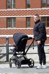 Amsterdam 30 maart 2026
Jeffrey wammes achter de kinderwagen met daarin zijn kindje