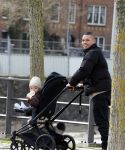 Amsterdam 30 maart 2026
Jeffrey wammes achter de kinderwagen met daarin zijn kindje