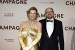 Amsterdam 16 maart 2026
Premiere Champagne met in de hoofdrollen Leo Alkemade Huub Stapel  en Guus Meeuwis . Justine Marcella met partner