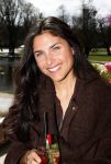 Amsterdam 26 maart 2026
Presentatie Nicolette v Dam in het Vondelcafe . Kae Sutherland