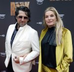 Amsterdam 29 maart 2026
Premiere we will rock you in het deLaMar theater . Lucille Werner met haar man