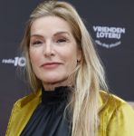 Amsterdam 29 maart 2026
Premiere we will rock you in het deLaMar theater . Lucille Werner met haar man