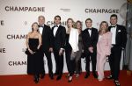 Amsterdam 16 maart 2026
Premiere Champagne met in de hoofdrollen Leo Alkemade Huub Stapel  en Guus Meeuwis . Marc v Deursen met vrouw en zoon