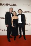 Amsterdam 16 maart 2026
Premiere Champagne met in de hoofdrollen Leo Alkemade Huub Stapel  en Guus Meeuwis . Marc v Deursen met vrouw en zoon