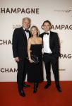 Amsterdam 16 maart 2026
Premiere Champagne met in de hoofdrollen Leo Alkemade Huub Stapel  en Guus Meeuwis . Marc v Deursen met vrouw en zoon