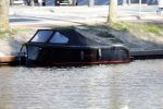 Alkmaar 18 maart 2026
Marco Borsato heeft zijn sloep / boot weer in het water liggen  . Zijn appartement staat in de steigers
