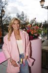 Amsterdam 26 maart 2026
Presentatie Nicolette v Dam in het Vondelcafe .