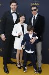 Scheveningen 14 maart 2026
Premiere Harry Potter in het afas circustheater. Oren Schrijver met kinderen en ...