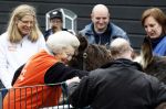 Amsterdam 13 maart 2026
Prinses Beatrix bezoekt kinderboerderij in Amsterdam voor NL Doet