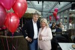 Leidschendam 25 maart 2025
De Bogaartjes hebben een feestje georganiseerd . Aanwezig  Rene Bogaart en zijn vrouw Sandra Bogaart .
Ook Don en Robin , Mitch en Robin Kim en Amisha Joe en Liv Pam en Finn en Opa Bogaart waren aanwezig .