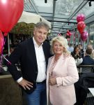 Leidschendam 25 maart 2025
De Bogaartjes hebben een feestje georganiseerd . Aanwezig  Rene Bogaart en zijn vrouw Sandra Bogaart .
Ook Don en Robin , Mitch en Robin Kim en Amisha Joe en Liv Pam en Finn en Opa Bogaart waren aanwezig .