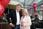 Leidschendam 25 maart 2025
De Bogaartjes hebben een feestje georganiseerd . Aanwezig  Rene Bogaart en zijn vrouw Sandra Bogaart .
Ook Don en Robin , Mitch en Robin Kim en Amisha Joe en Liv Pam en Finn en Opa Bogaart waren aanwezig .