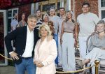 Leidschendam 25 maart 2025
De Bogaartjes hebben een feestje georganiseerd . Aanwezig  Rene Bogaart en zijn vrouw Sandra Bogaart .
Ook Don en Robin , Mitch en Robin Kim en Amisha Joe en Liv Pam en Finn en Opa Bogaart waren aanwezig .