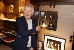 Amsterdam 12 maart 2026
Rinus Gerritsen opent expositie Patricia Steur in hotel Americain.