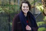 Amsterdam 1 maart 2026
Presentatie boek Lies Visschedijk bij de botanische tuin . Hans Dorrestijn reikte het eerste exemplaar uit . Susan Visser