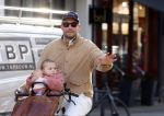 Amsterdam 2 maart 2026
Thierry Baudet met zijn. dochter  Penelope op de fiets in Amsterdam zuid