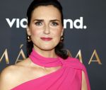 Amsterdam 11 maart 2026
Premiere 2e seizoen Maxima ( Videoland) in nieuwe kerk in Amsterdam . Tirza v d  Graaf