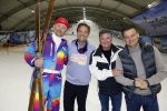 Zoetermeer 6 maart 2026
Bas Smit tijdens de opnames voor een promovideo in SnowWorld. De BN'er kondigde samen met Wolter Kroes Toni Tiefschnee en Wilfred Genee een nieuw evenement aan in de Brabanthallen met de naam Apres ski reunie .