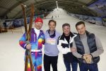 Zoetermeer 6 maart 2026
Bas Smit tijdens de opnames voor een promovideo in SnowWorld. De BN'er kondigde samen met Wolter Kroes Toni Tiefschnee en Wilfred Genee een nieuw evenement aan in de Brabanthallen met de naam Apres ski reunie .