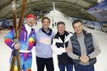 Zoetermeer 6 maart 2026
Bas Smit tijdens de opnames voor een promovideo in SnowWorld. De BN'er kondigde samen met Wolter Kroes Toni Tiefschnee en Wilfred Genee een nieuw evenement aan in de Brabanthallen met de naam Apres ski reunie .