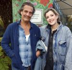 Amsterdam 1 maart 2026
Presentatie boek Lies Visschedijk bij de botanische tuin . Hans Dorrestijn reikte het eerste exemplaar uit . Vincent Croiset met partner Tina de Bruin en hun zoon