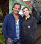 Amsterdam 1 maart 2026
Presentatie boek Lies Visschedijk bij de botanische tuin . Hans Dorrestijn reikte het eerste exemplaar uit . Vincent Croiset met partner Tina de Bruin en hun zoon