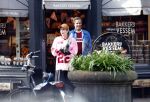 Amsterdam 6 maart 2026
Vincent Croiset en zijn vriendin Tina de Bruin op terras en winkelend in Amsterdam zuid .