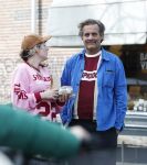 Amsterdam 6 maart 2026
Vincent Croiset en zijn vriendin Tina de Bruin op terras en winkelend in Amsterdam zuid .