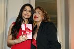 Amsterdam 8 maart 2026
Boek presentatie Yesim Candan in het college Hotel. Yesim Candan en Olcay Gulsen