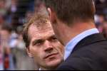 4 April 1999
Jan Wouters in gesprek met zijn assistent Heini Otto voor aanvang van de wedstrijd PSV-AJAX 3-1