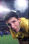 13 April 1999
Tranen van geluk bij Fortuna SC-speler Mark v Bommel die volgend seizoen voor PSV gaat spelen