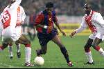 6 April 1999
Patrick kluivert in duel met Ferdy Vierklau