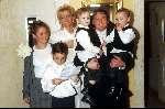 15 April 1999
Natasja Froger voor haar tweede huwelijk met Rene Froger en hun kinderen