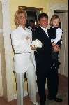 15 April 1999
Natasja Froger voor haar tweede huwelijk met Rene Froger met de zoon