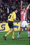13-04-99
PSV-Fortuna SC 1-3  1/2 finale KNVB-beker
Mark v Bommel samen met zijn nieuwe teamgenoot Ruud v Nistelrooy BLIJDSCHAP
