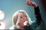 Hilversum, 6 april 2000
Uitreiking van de EDSION-Award 2000
Anouk tijdens haar optreden nadat ze een EDISON had gewonnen