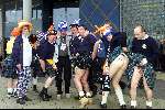 Arnhem, 26 april 2000
Nederland-Schotland, eindstand 0-0
Frits Korbach met schotse supporters
in Kilt en blote kont en piemel