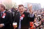Eindhoven, 30 april 2000
PSV Landskampioen 
Feest na de wedstrijd PSV-RKC, eindstand 7-1
Johann Vogel