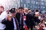 Eindhoven 30 april 2000
PSV landskampioen 1999-2000
Harry v Raaij en Luc Nilis Harry v Kemenade