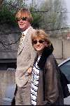 Almere-Amsterdam 24 april 2001
Berdien Stenberg met vriend op weg naar het ziekenhuis
ter kontrole op haar zwangerschap