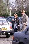 Almere-Amsterdam 24 april 2001
Berdien Stenberg met vriend op weg naar het ziekenhuis
ter kontrole op haar zwangerschap