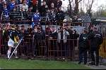 Eindhoven, 28 april 2001
Wedstrijd tussen EVV Eindhoven -FC Den Bosch, eindstand 2-2.
Supporters FC Den bosch tijdens rellen
De ME houdt toezicht
Fred v d Hoorn met bossche hooligans